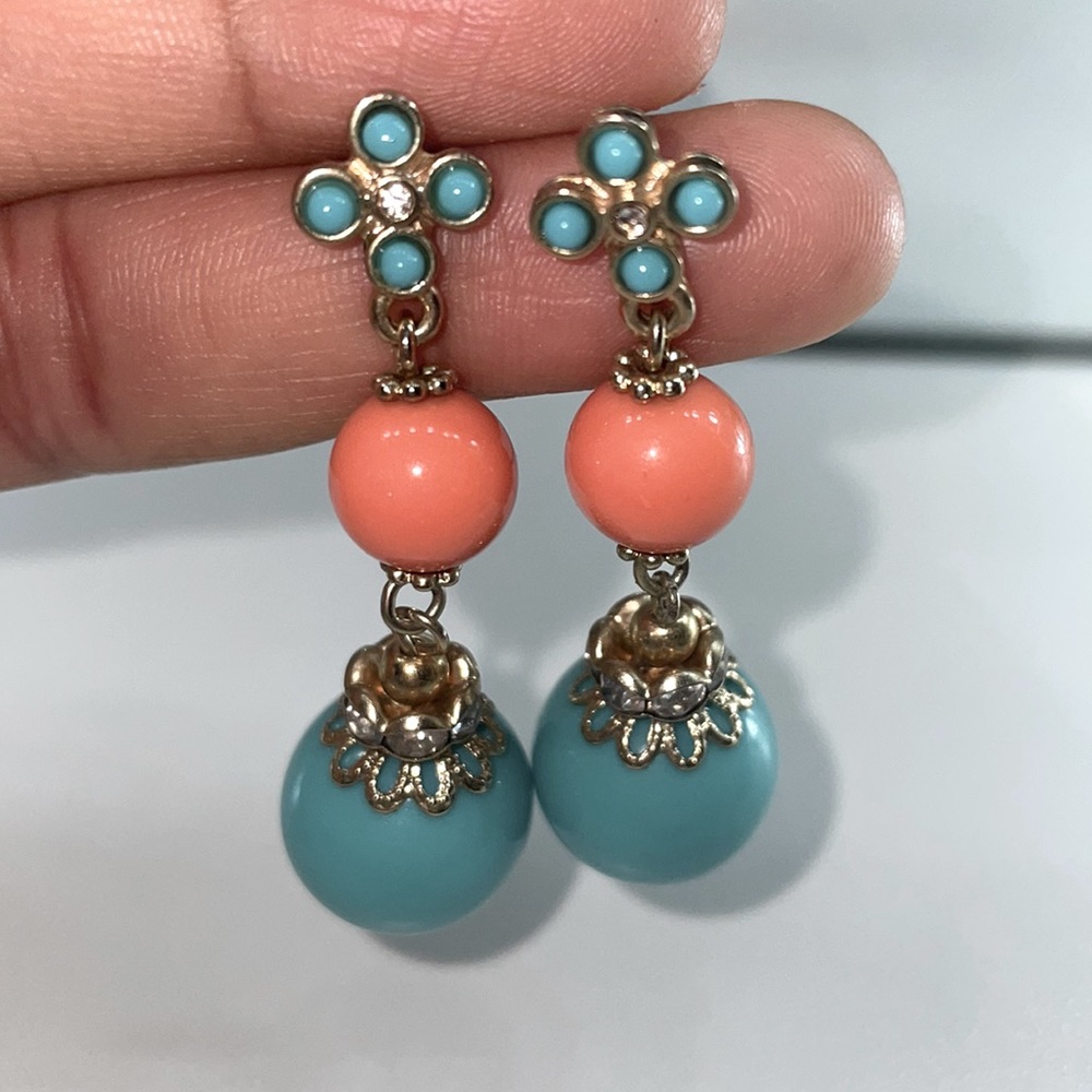Dangling colorful earrings
